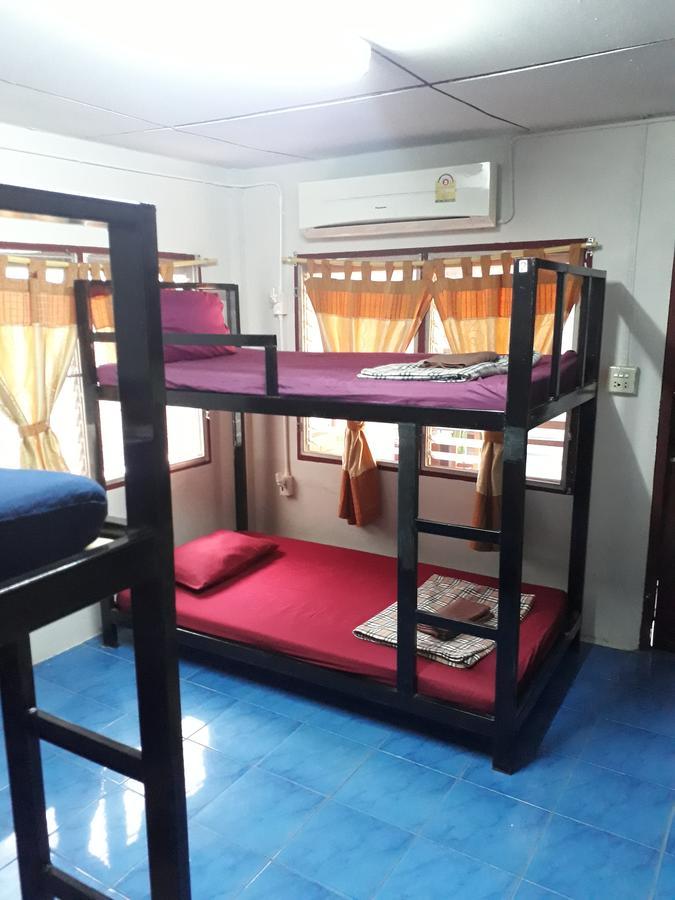 Cody Guesthouse Chiang Mai Exterior foto